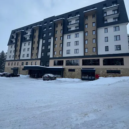 Zlatni Javor 211 Apartment Jahorina